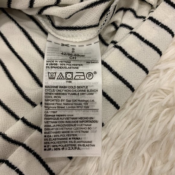 Banana Republic Off the Shoulder Striped Top Small - Picture 5 of 7